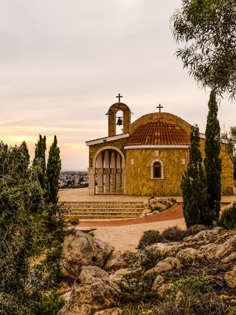 Openbaar Vervoer in Cyprus: Een Gids voor Reizigers