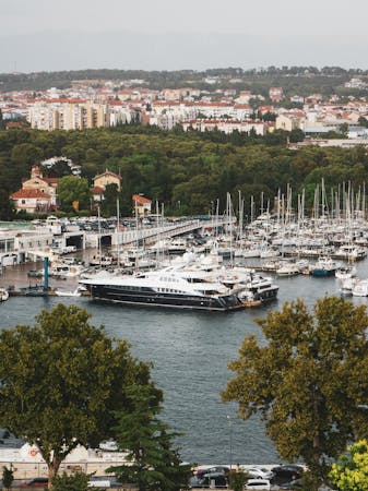 Taxi from Zaton to Zadar: Your Guide to Convenient, Comfortable, and Safe Travel